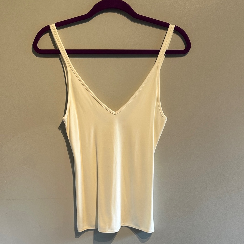 Wilfred Free Cream V-Neck Camisole